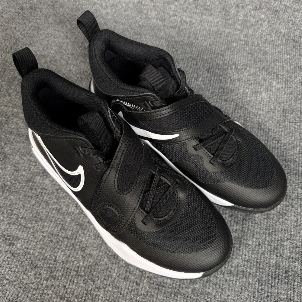 Nike Boys Size 7 Shoes Team Hustle D 11 Sneaker Kids Black White No-Tie Athletic